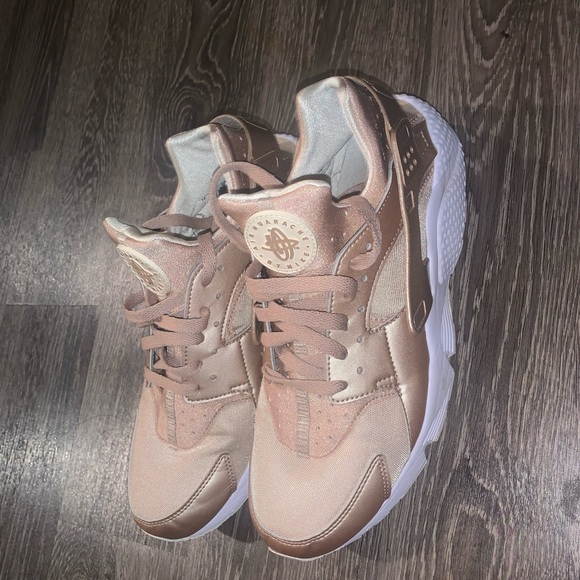 Nike Other - Nike Huarache Rose Gold Sz 12 condition 7/10 nobox
